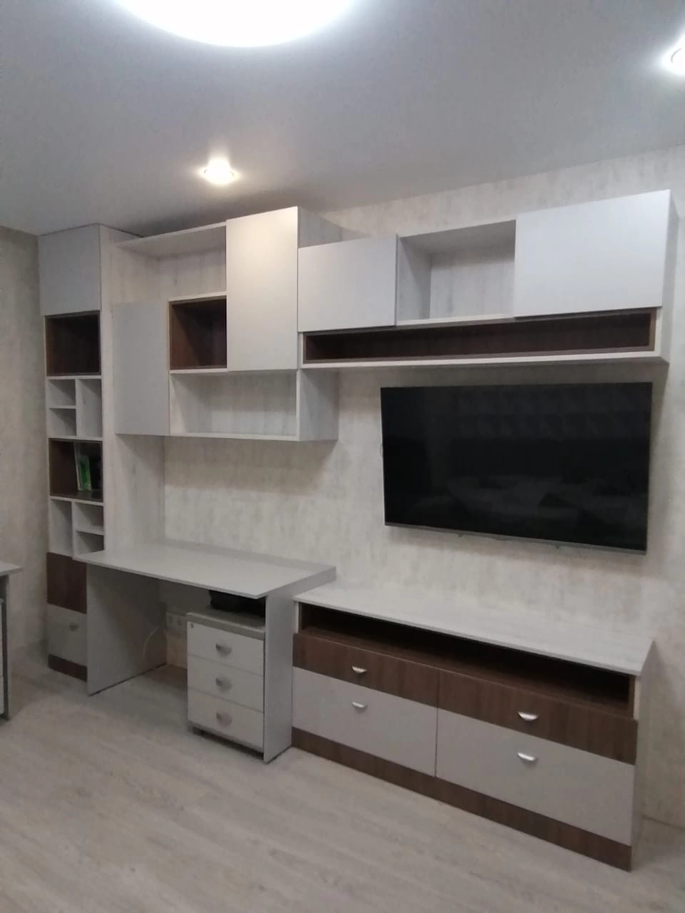 Мебель в детскую на Лукина